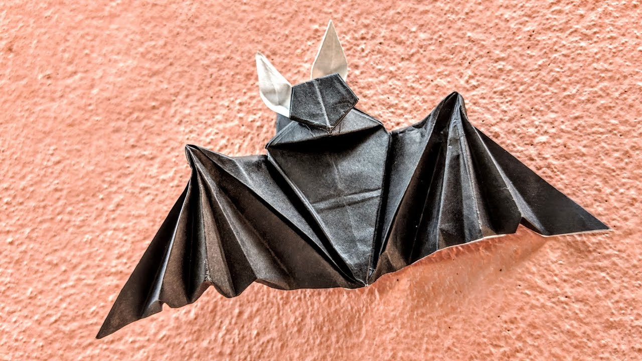 Origami Halloween Bat Thaitrick